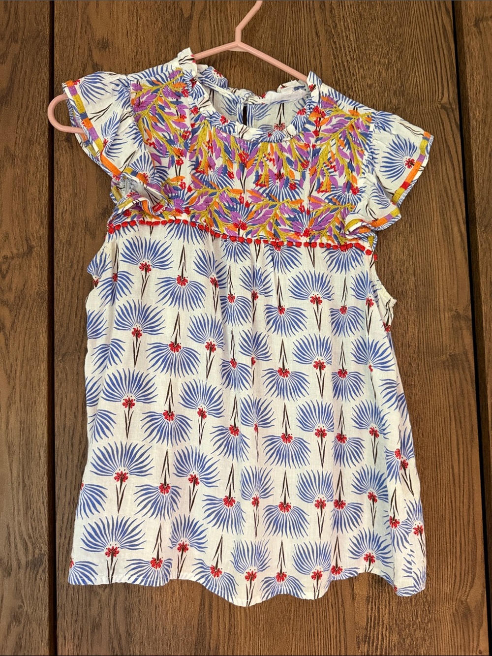 THML White Top with Blue Floral Print and Red Accents